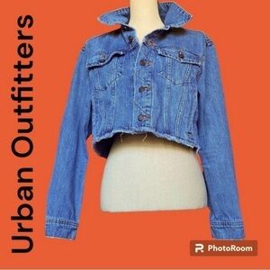 Urban Outfitters-BDG size medium cropped denim jacket. 6 pockets. EUC! Like new
